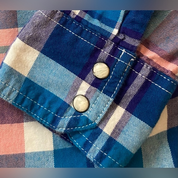 American Eagle Outfitters Women’s Shirt - Picture 5 of 7